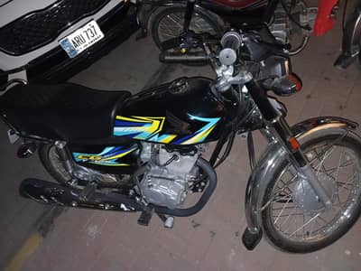 Honda Cg 125 New Number Bhi Laga Hwa Hy Just Selling Bcz Of Emergency