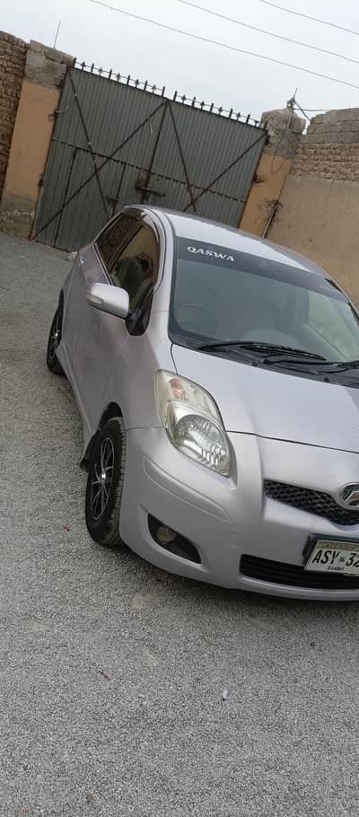 vitz 1.3