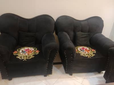 Beautiful Black Sofa Set
