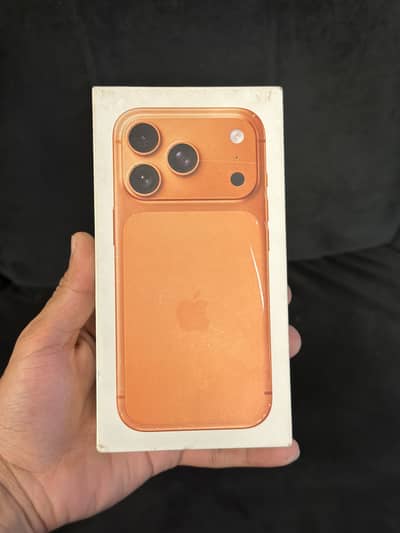 IPHONE 17 PRO - 256 Gb Storage - FU -NON ACTIVE