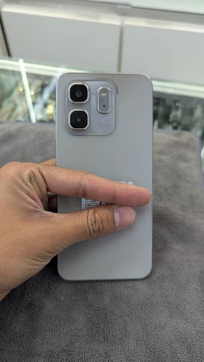 Infinix Hot 50i 6+6/128 10 By 10 Condition.