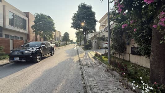 South Face Corner 1kanal Plot Is Available For Sale