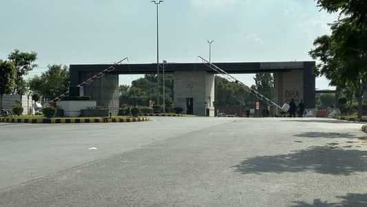 SECTOR F PRIME LOCATION SRREET 7 NEAR GATE 4 1KANAL PLOT FOR SALE