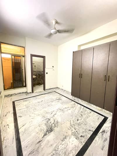 2 Bed Unfurnished Flat For Rent in E-11/2 Islamabad Near KFC PKR 55,000
