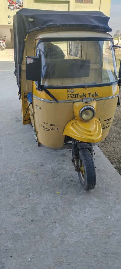 Auto Rickshaw tukuk seater/ loader 19 model for sale