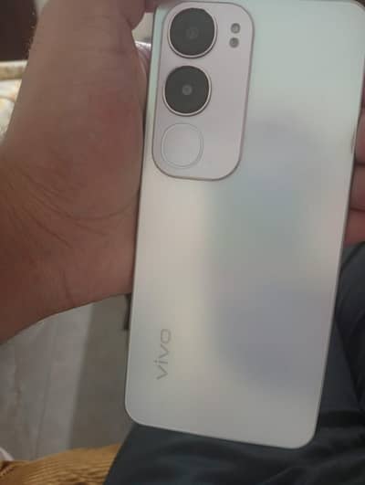 ViVo Y19S for urgent sale