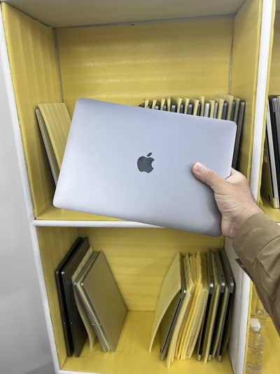 MacBook Air M1