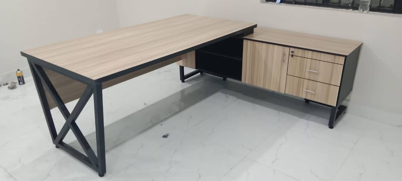 Executive table / office table 12