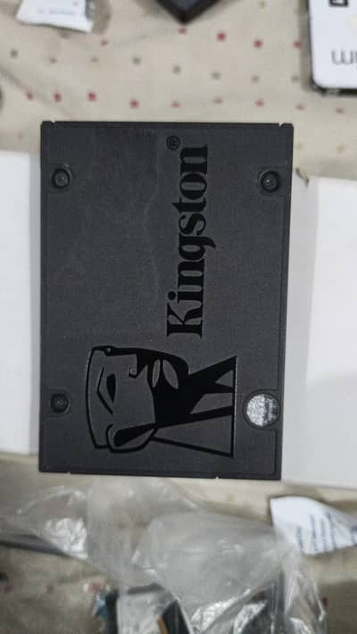 SSD HDD 1TB 240 GB  NVMe M2