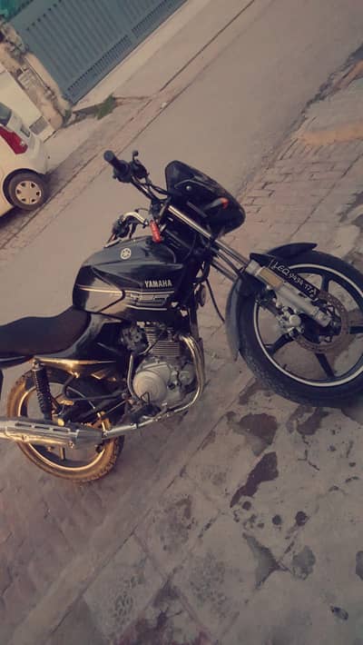 Yamaha YBR 125 ESD 2017 – Black | Excellent Condition