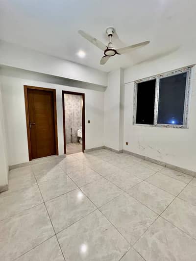 3Bed Non Furnished For Rent long time in Gulberg Islamabad