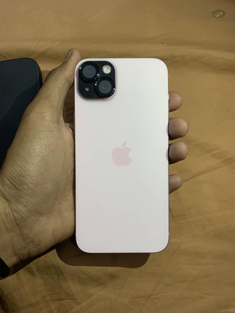 iPhone 15 plus 11