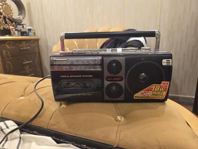 PANASONIC RADIO RX M70 TRIPLE SPEAKER