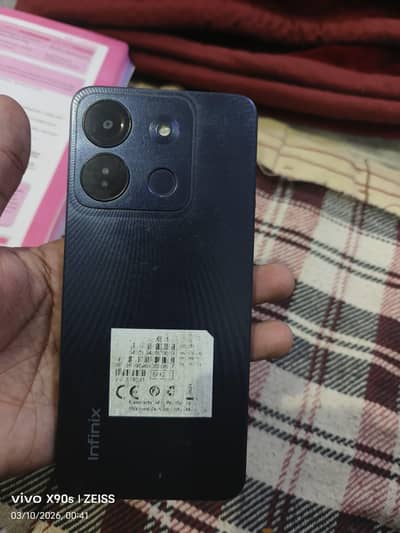 Infinix smart 7 hd 2+2/64
