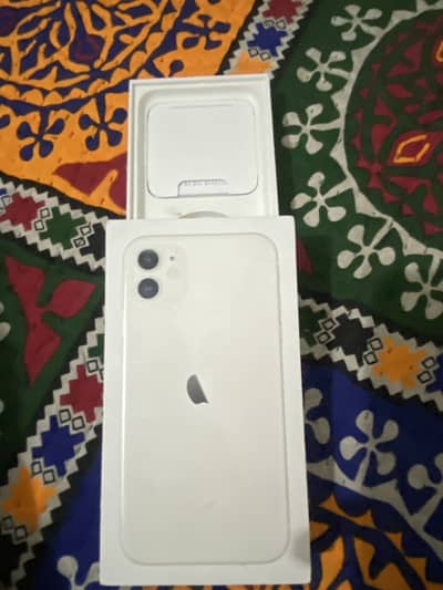 I phone 11 non pta jv 64Gb with box bh 74