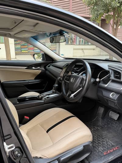 Honda Civic Oriel 1.8 i-VTEC 2018 Model one half Piece repaint