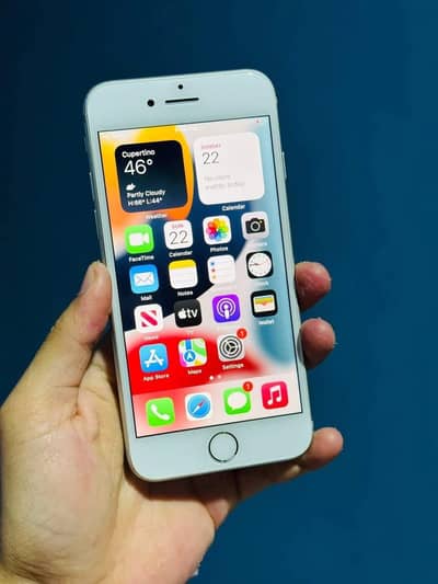 iPhone 7  128 GB for sale only WhatsApp number 0346/84/44/939