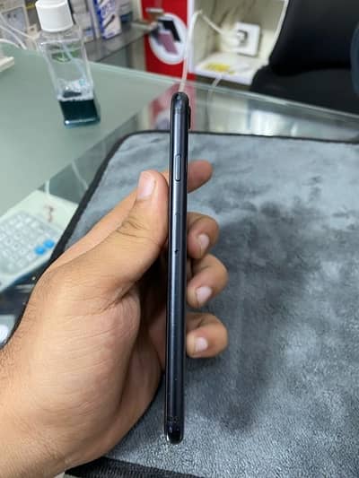 Iphone se 2020 Dual PTA Approved 128gb