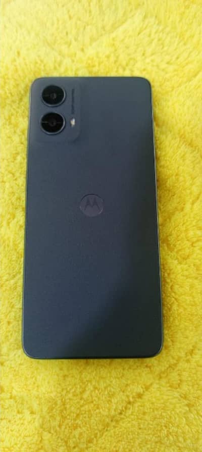 Motorola 5G 2024 non PTA all ok condition 10 of 10 4+2gb total ram 6gb