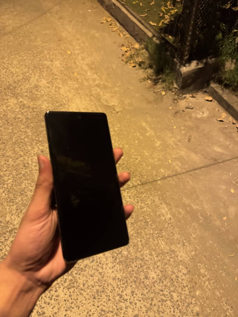 Google pixel 7 pro 4