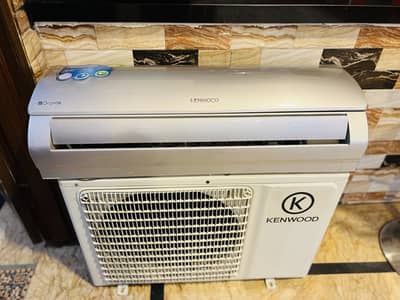 Kenwood 1 ton Gas locked condition like new 03132247133
