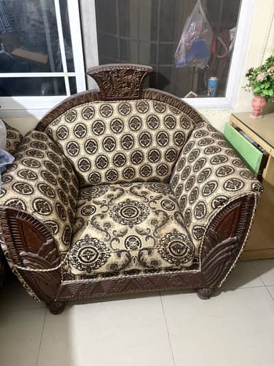 Luxury 7-Seater Sofa Set in Excellent Condition