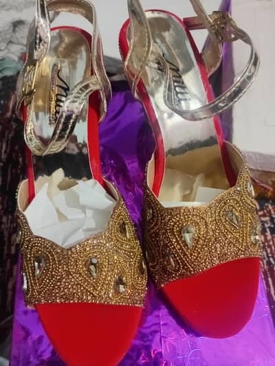 new designing wedding sandal red Golden color