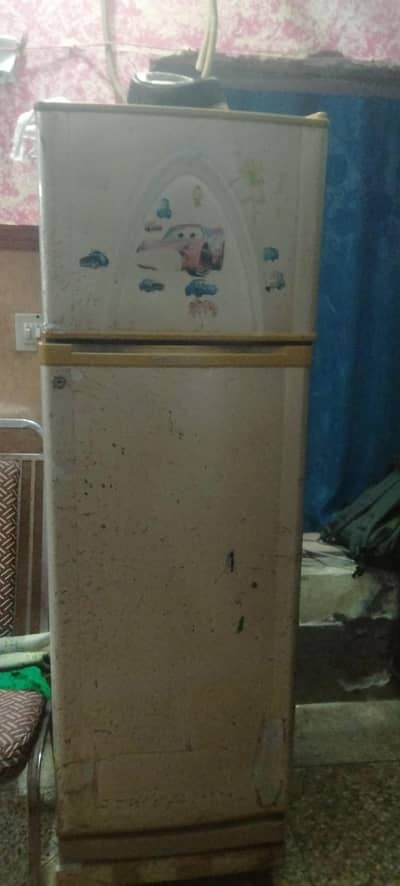 urgent sale Dawlance freege