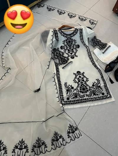 ready to wear women cloths