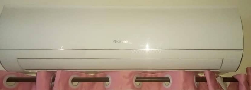 2 ton ac like new  minor use instal  just for guest