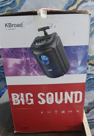 Bluetooth speakers/ Computer speakers/  03068702091