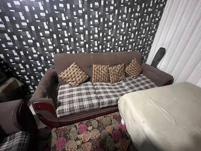 7 seater sofa set urgent sell
