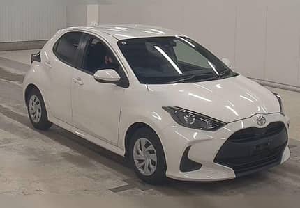 Toyota yaris 2022 car