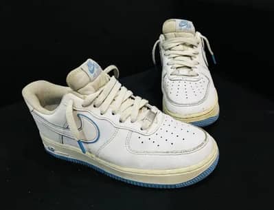 All shoes in cheap prices 10/10 condition