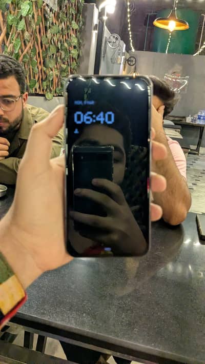 NothinG Phone 1 8/256 DuaL PhYsicaL Sim PTA URGENT SALE