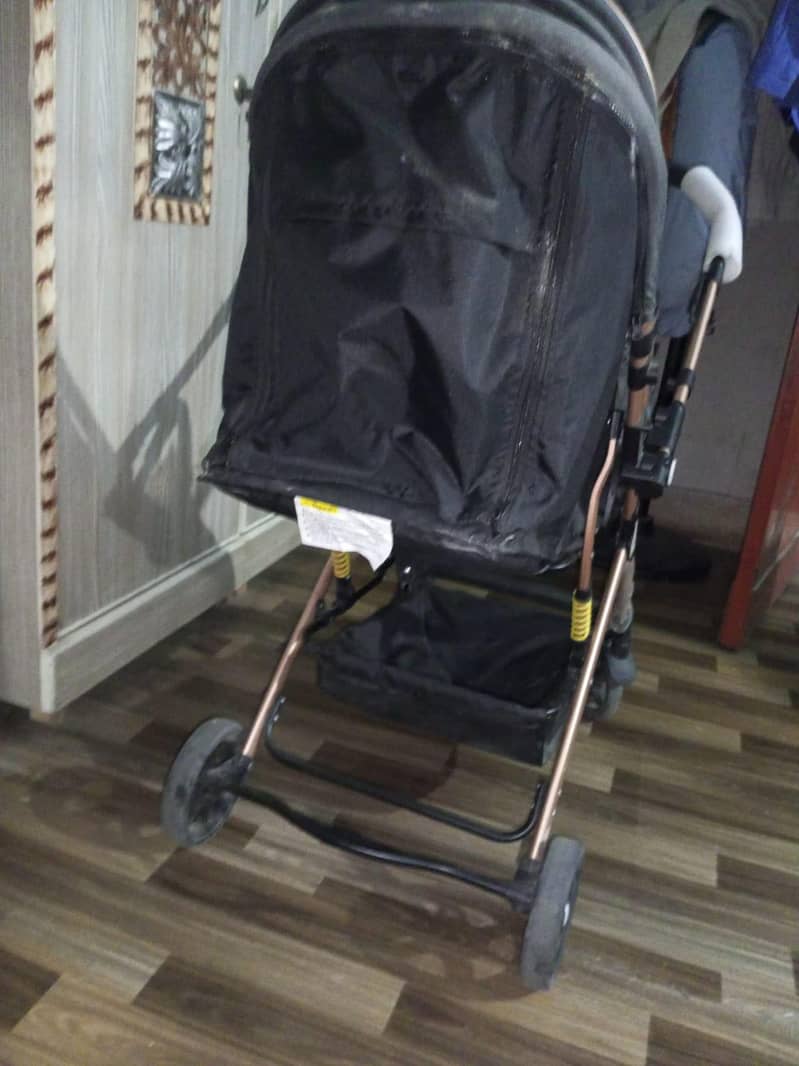 pram & Walker 15