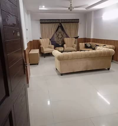 Daily basis Short Time flats available bahria twon