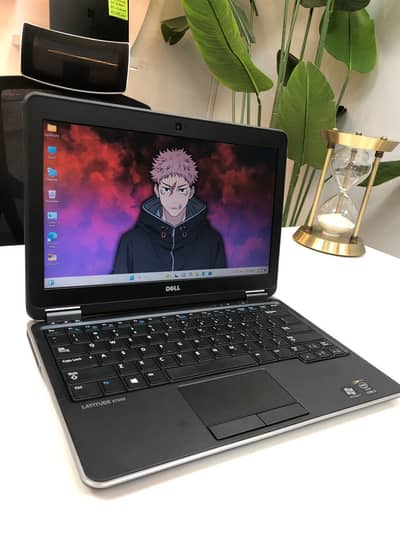 I5 Dell latitude E7240 | 8GB RAM 256GB SSD | Super Clean