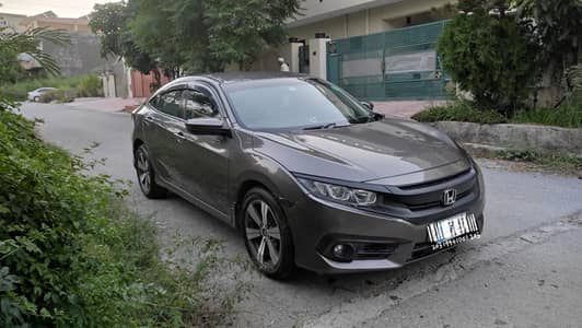Honda civic 2018 for rent | Clean and well maintained