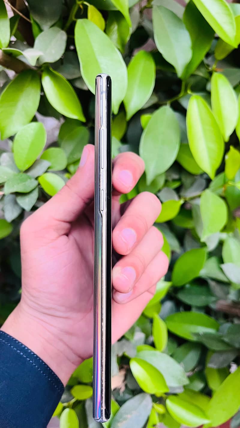note 10 plus 2