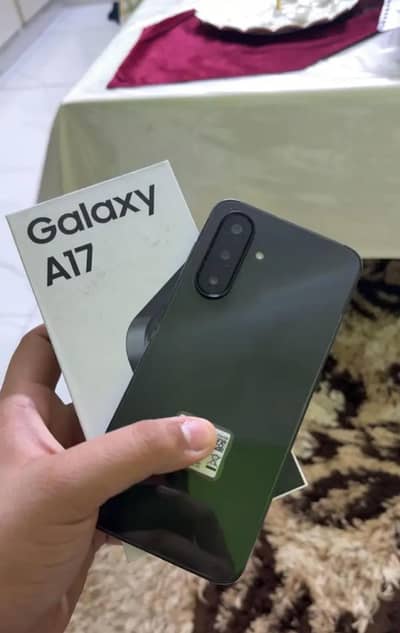 Samsung A17 8/256 with box and charger