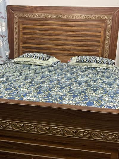 brand new bed solid wood frame and other without mattress polish
