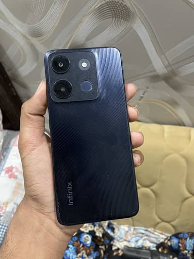 Infinix smart 7 4/64 gb what’s app number 03098030380