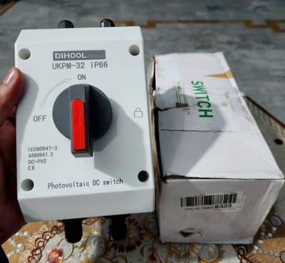 DIHOOL UKPM-32 PV DC Isolator 32A 1200V IP66 Waterproof