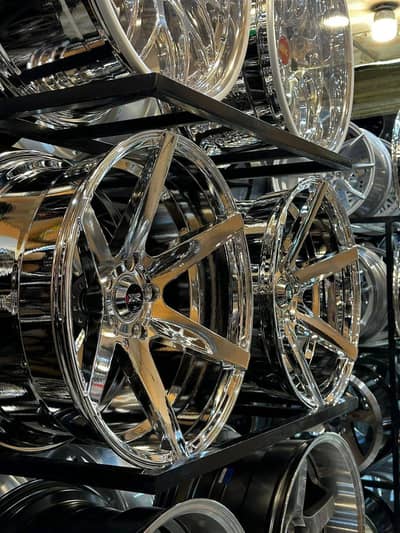 Emotion R chrome important  Alloy wheels