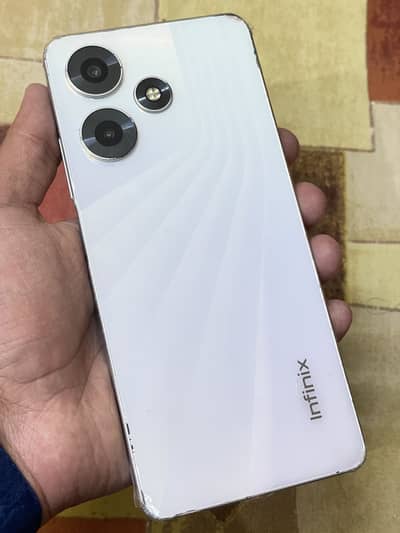Infinix Hot 30