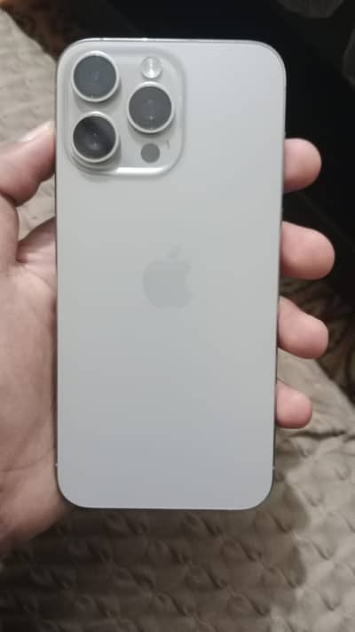 Apple iPhone 15 Pro Max