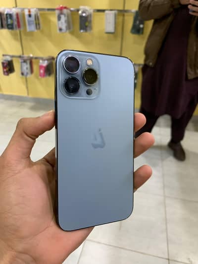 iPhone 13 pro max no Pta