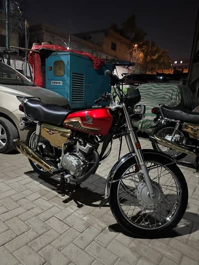 Honda cg 125 special edition (Gold)