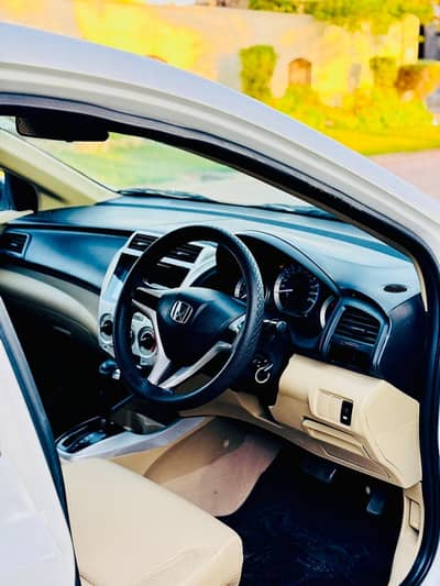 HONDA city 2019 model automatic transmission. All original body